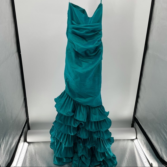 Cinderella Divine Formal Dress - Picture 4 of 6